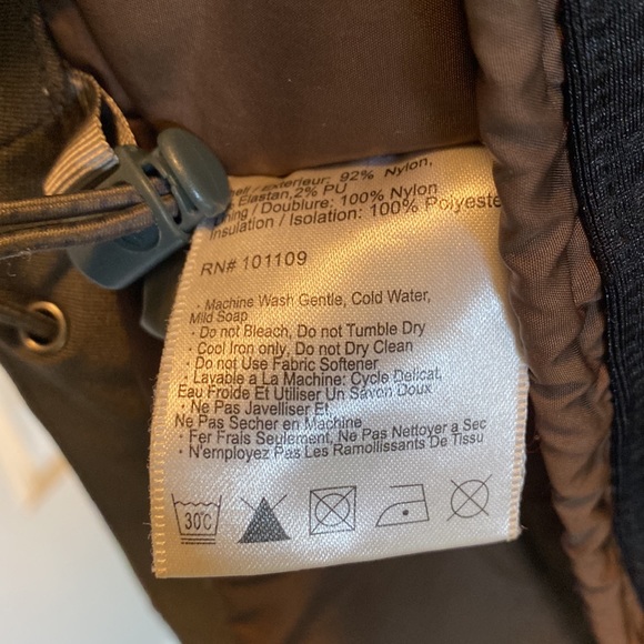 Cloudveil Winter Jacket - Picture 10 of 16